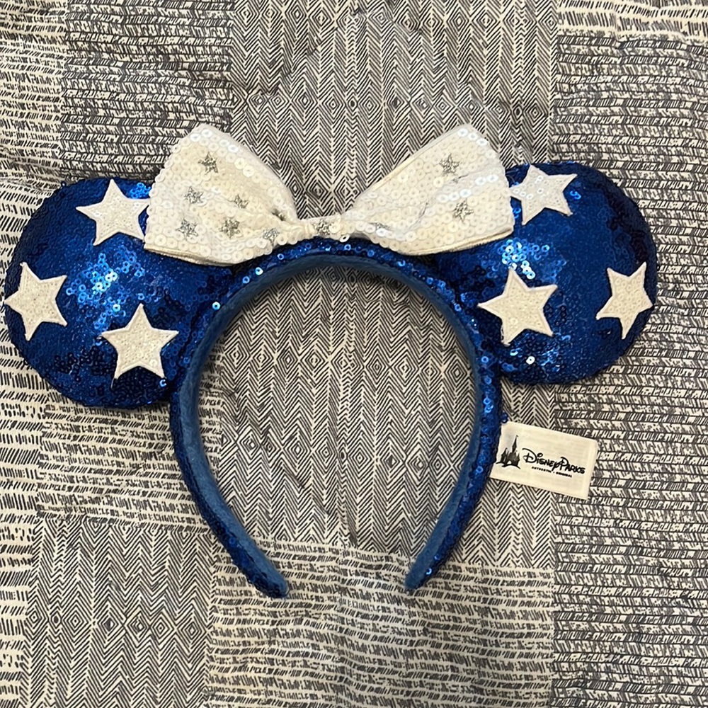 Blue and stars sequins Minnie Mouse ears